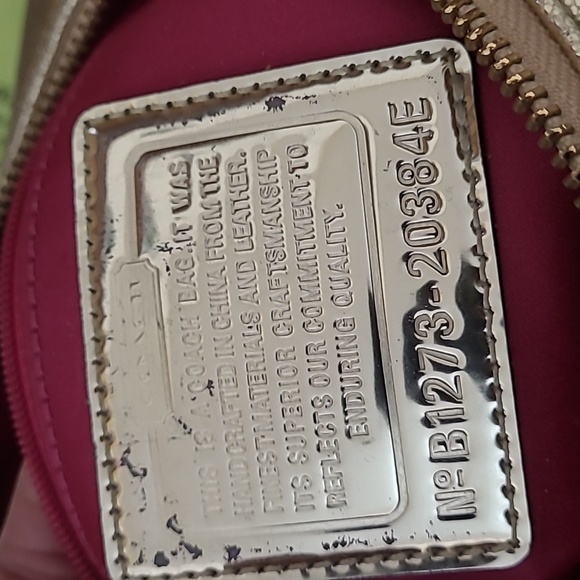 Coach Poppy Gold purse - Picture 5 of 7